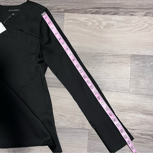 Banana Republic Elegant Black Women's Top - Picture 9 of 9